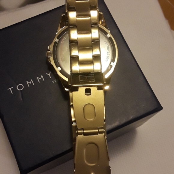 Watch - Picture 4 of 4